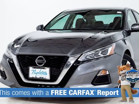 Used 2022 Nissan Altima 2.5 SV FWD image 2