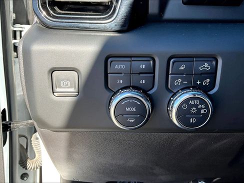 Certified 2024 GMC Sierra 1500 AT4 w/ Technology Package image 67