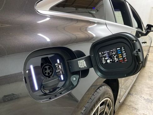 Used 2023 Mercedes-Benz EQS 580 4MATIC Sedan image 94