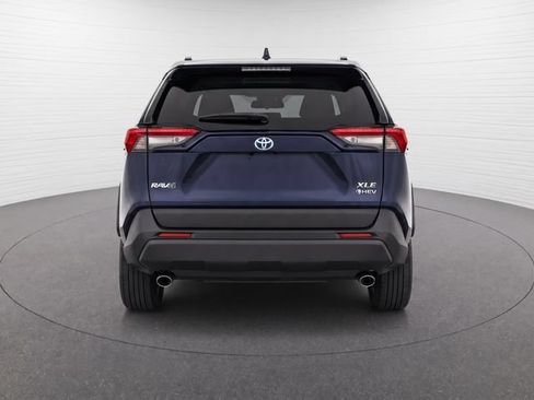 Certified 2025 Toyota RAV4 XLE AWD/4WD image 3