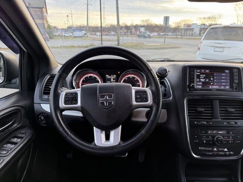 Used 2019 Dodge Grand Caravan GT FWD image 33