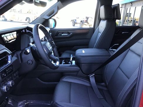 New 2026 GMC Yukon Denali image 18