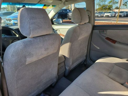 Used 2003 Toyota Corolla CE image 10