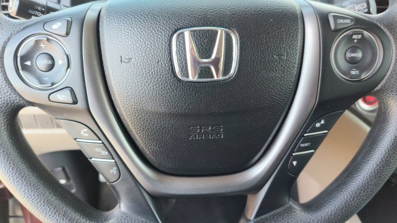 Used 2016 Honda Pilot EX image 16
