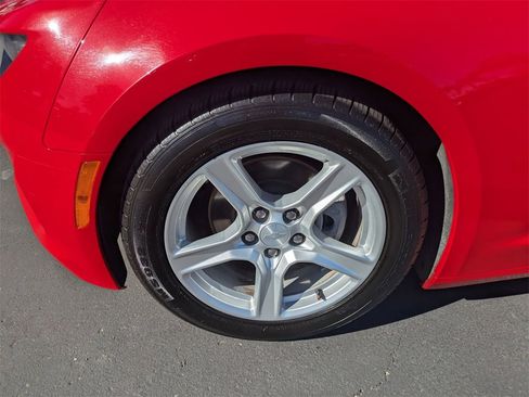 Used 2023 Chevrolet Camaro LT image 13