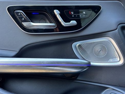 Used 2025 Mercedes-Benz CLE 300 4MATIC Coupe image 20