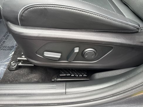 Used 2022 Hyundai Tucson SEL w/ Convenience + Premium Package AWD/4WD image 4