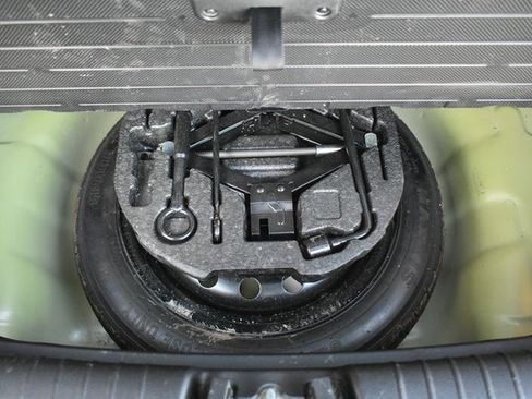 Used 2017 Kia Soul + image 32