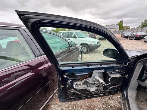 Used 2002 Buick Park Avenue Ultra w/ Gran Touring Pkg FWD image 22