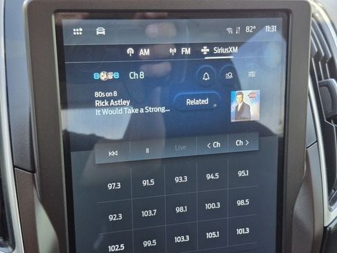Used 2021 Ford Edge SE AWD/4WD image 14