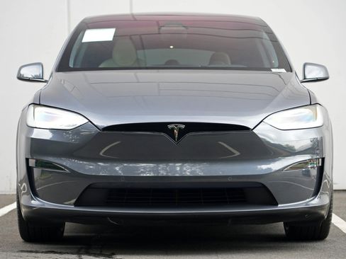 Used 2023 Tesla Model X AWD/4WD image 7