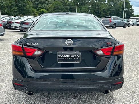 Used 2024 Nissan Altima 2.5 SR FWD image 3