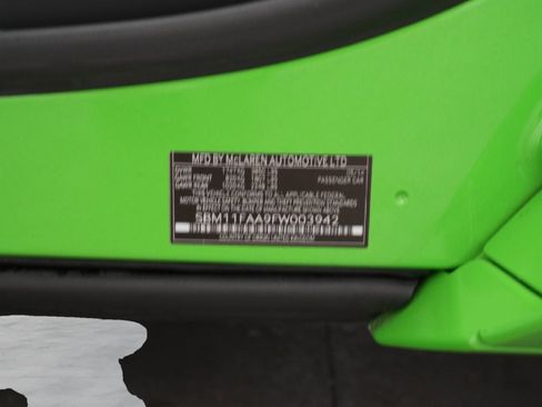 Used 2015 McLaren 650S Spider RWD image 16