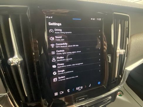 Certified 2025 Volvo S90 B6 Plus image 22