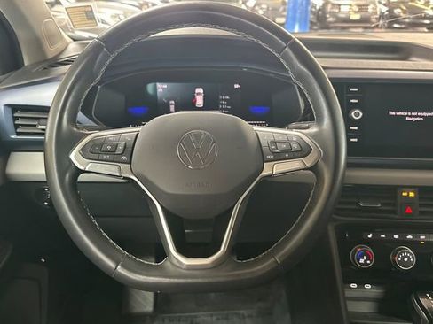 Certified 2023 Volkswagen Taos SE w/ Black Wheel Package image 18