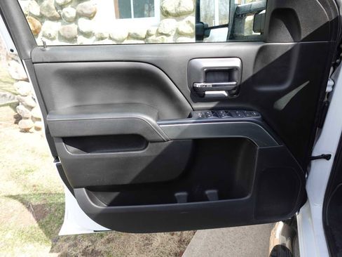 Used 2019 Chevrolet Silverado 2500 LT w/ Custom Sport Edition AWD/4WD image 11