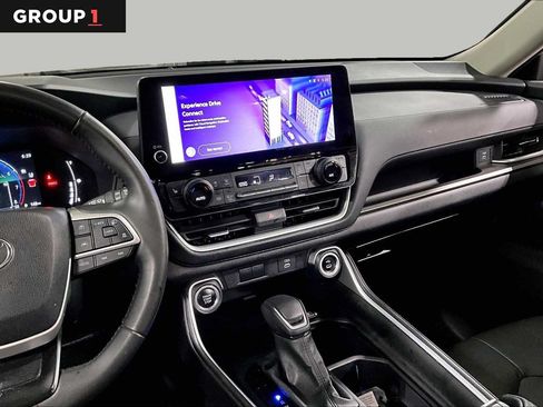 Certified 2025 Toyota Grand Highlander AWD image 7