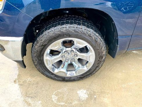 Used 2022 RAM 1500 Big Horn AWD/4WD image 9