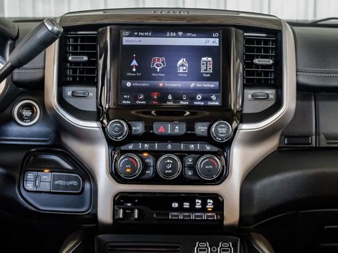 Used 2019 RAM 2500 Laramie image 24