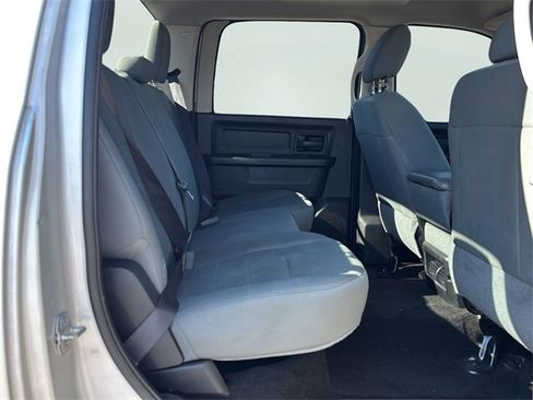 Used 2015 RAM 1500 Express image 13