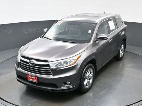 Used 2015 Toyota Highlander Limited AWD/4WD image 38