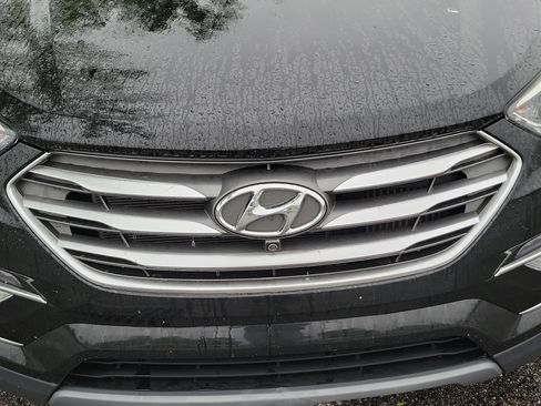 Used 2018 Hyundai Santa Fe Sport w/ Cargo Package image 5