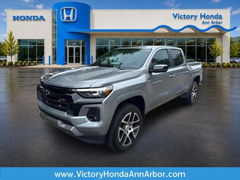Used 2023 Chevrolet Colorado Z71 w/ Advanced Trailering Package AWD/4WD image 1