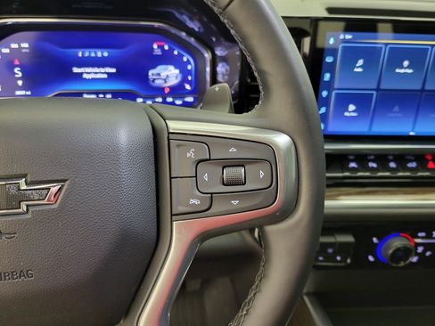 Certified 2025 Chevrolet Silverado 1500 LT Trail Boss w/ Convenience Package II image 6