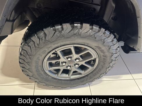 Used 2024 Jeep Wrangler Rubicon image 23