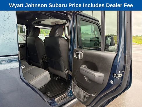 Used 2025 Jeep Gladiator Sport AWD/4WD image 29