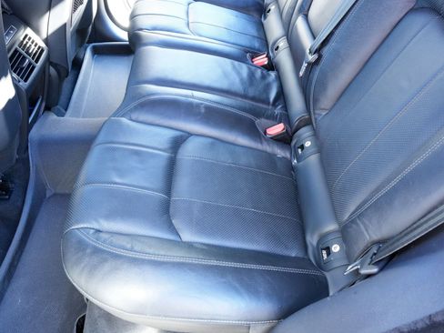 Used 2016 Land Rover Range Rover Evoque SE Premium image 20