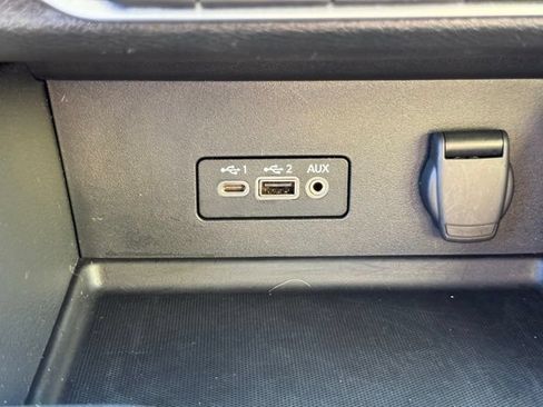 Used 2022 Nissan Sentra SV w/ Trunk Package FWD image 19