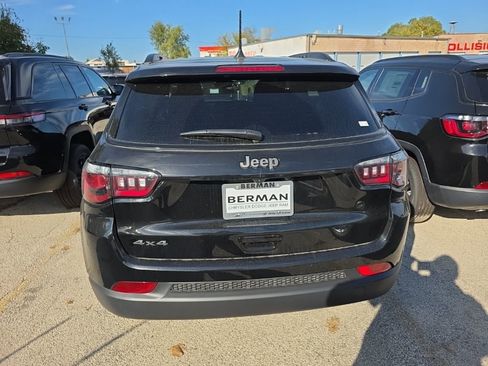 New 2026 Jeep Compass Latitude image 6