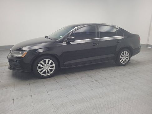 Used 2017 Volkswagen Jetta S FWD image 2