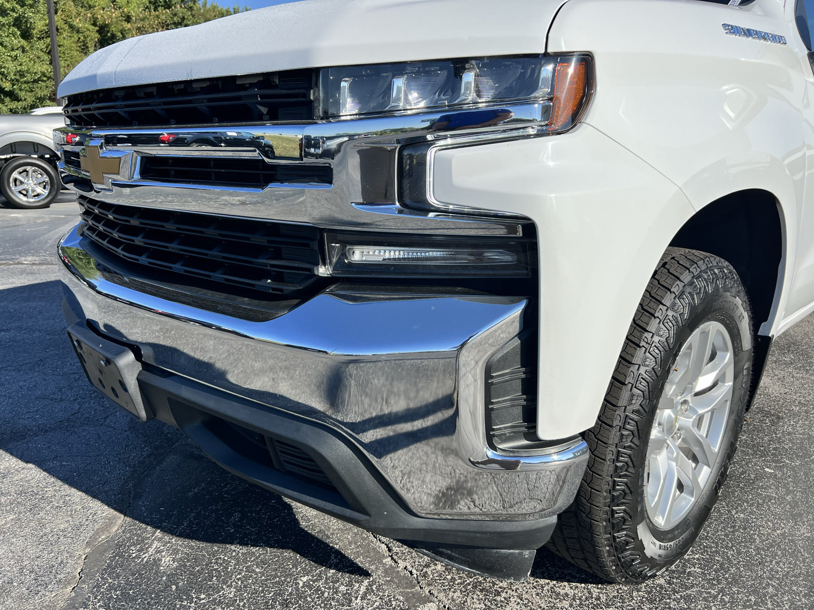 Used 2021 Chevrolet Silverado 1500 LT RWD image 4