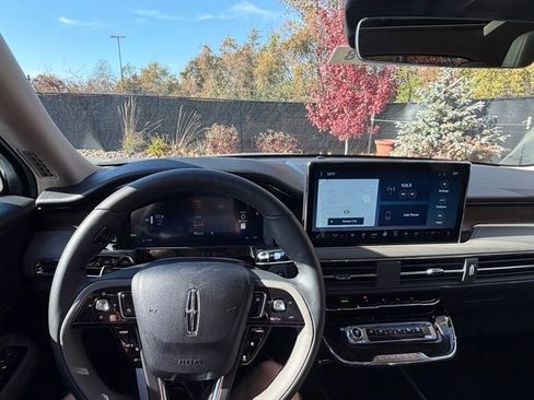 New 2026 Lincoln Corsair Grand Touring image 24