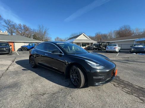 Used 2019 Tesla Model 3 Long Range image 3