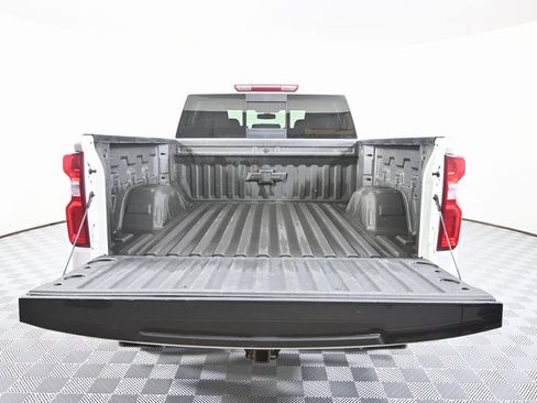 Used 2022 Chevrolet Silverado 1500 LTZ image 6