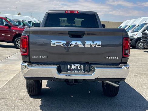 New 2026 RAM 2500 Big Horn AWD/4WD image 6