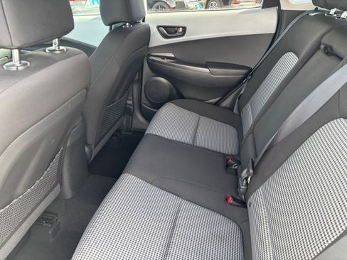 Used 2018 Hyundai Kona SEL image 18