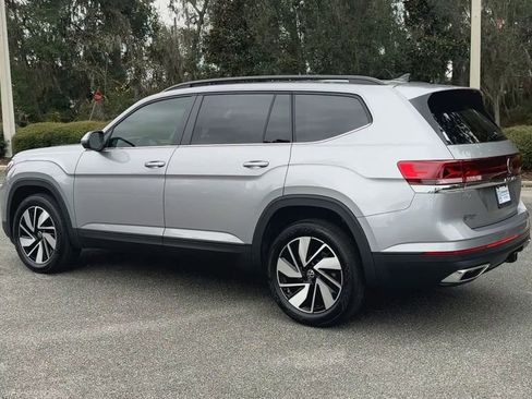 New 2026 Volkswagen Atlas SE image 6
