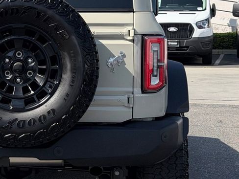 New 2026 Ford Bronco Outer Banks w/ Sasquatch Package AWD/4WD image 8