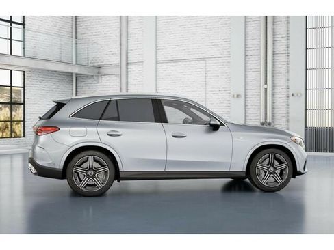 New 2025 Mercedes-Benz GLC 350e 4MATIC image 18