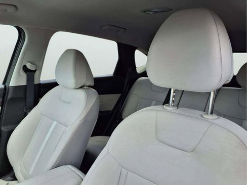 Used 2025 Hyundai Tucson SEL FWD image 17