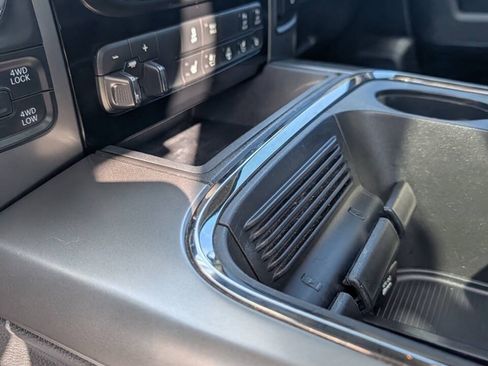 Used 2017 RAM 1500 Sport AWD/4WD image 18
