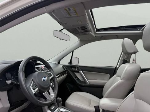 Used 2018 Subaru Forester 2.5i Limited AWD/4WD image 7
