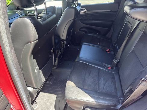 Used 2014 Jeep Grand Cherokee Altitude AWD/4WD image 6
