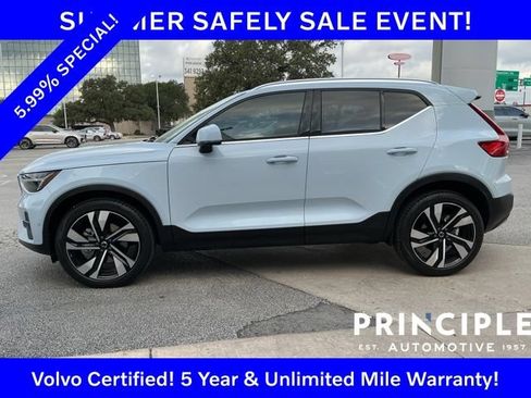 Certified 2024 Volvo XC40 B5 Ultimate w/ Climate Package AWD/4WD image 3