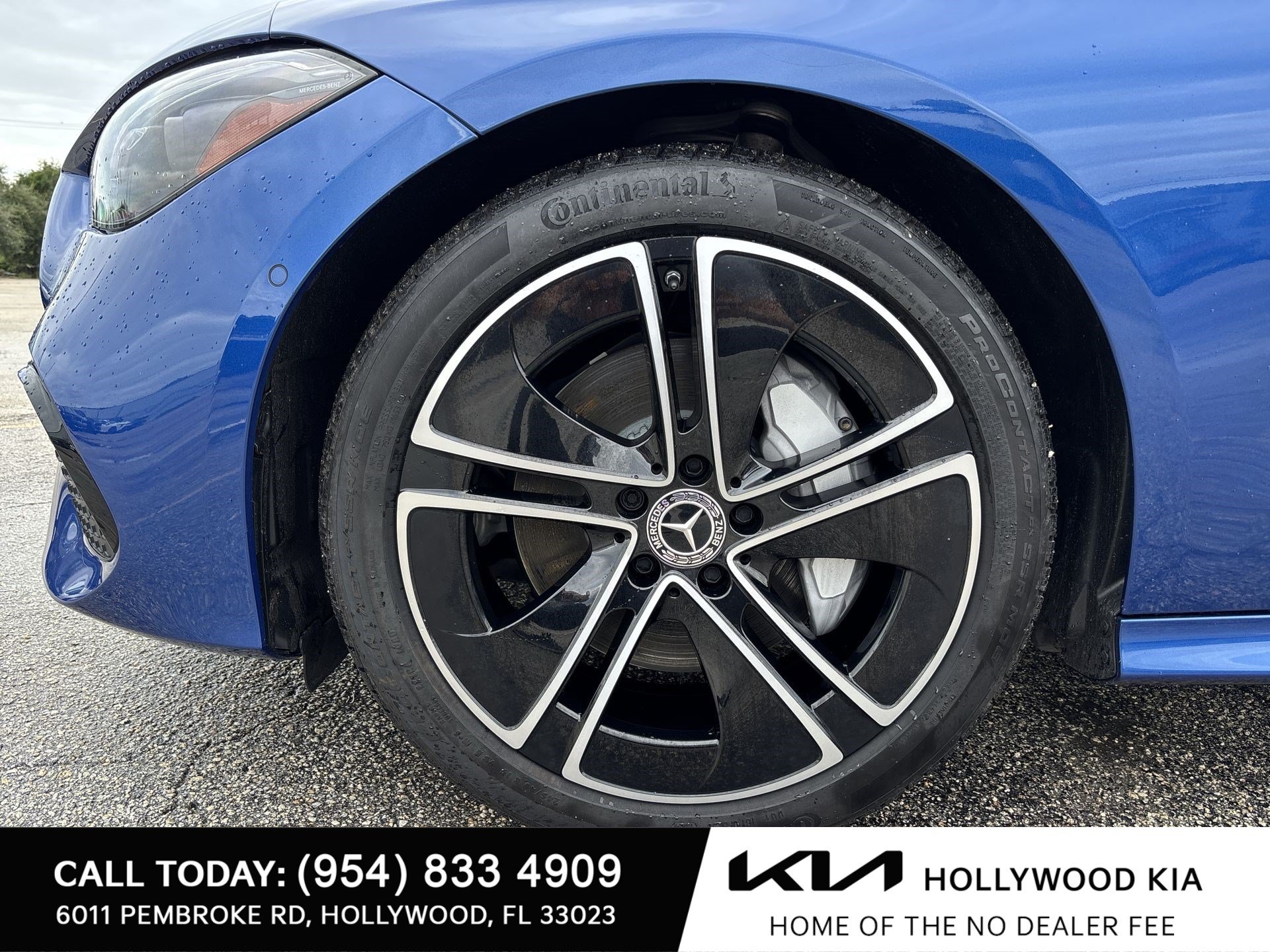 Used 2024 Mercedes-Benz CLE 300 4MATIC Coupe image 19