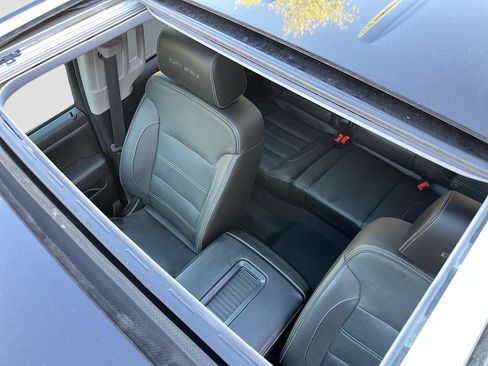 Used 2019 GMC Sierra 2500 Denali w/ Duramax Plus Package AWD/4WD image 23
